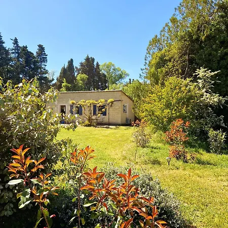Mas Du Rollier D'hotes Bed & Breakfast