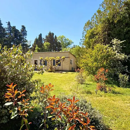 Mas Du Rollier D'hotes * Eygalieres (Bouches-du-Rhone)